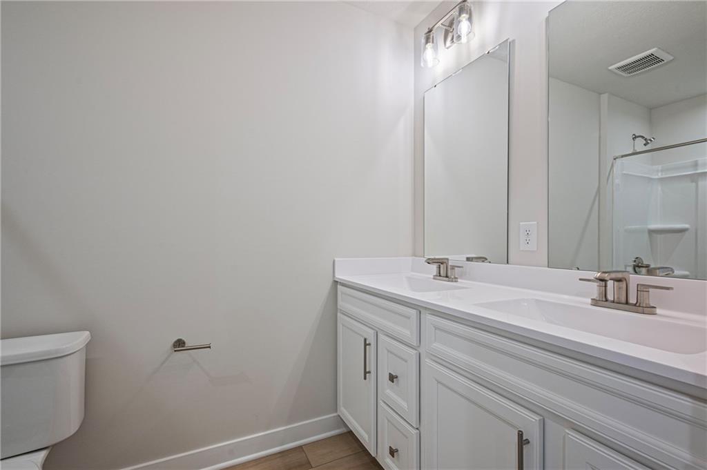 106 Scenic Ridge Drive Venetia, PA 15367 - Photo 26 of 32 a bathroom with a sink and a toilet
