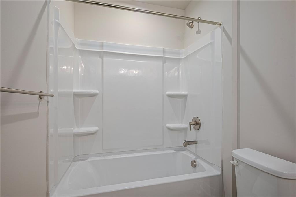 106 Scenic Ridge Drive Venetia, PA 15367 - Photo 27 of 32 a bathroom with a shower and a toilet