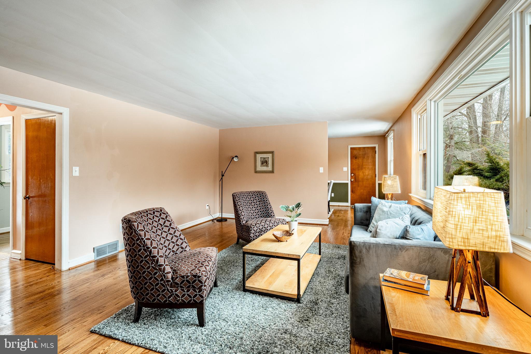 216 North Star Road Newark, DE 19711 - Photo 12 of 49 Living room