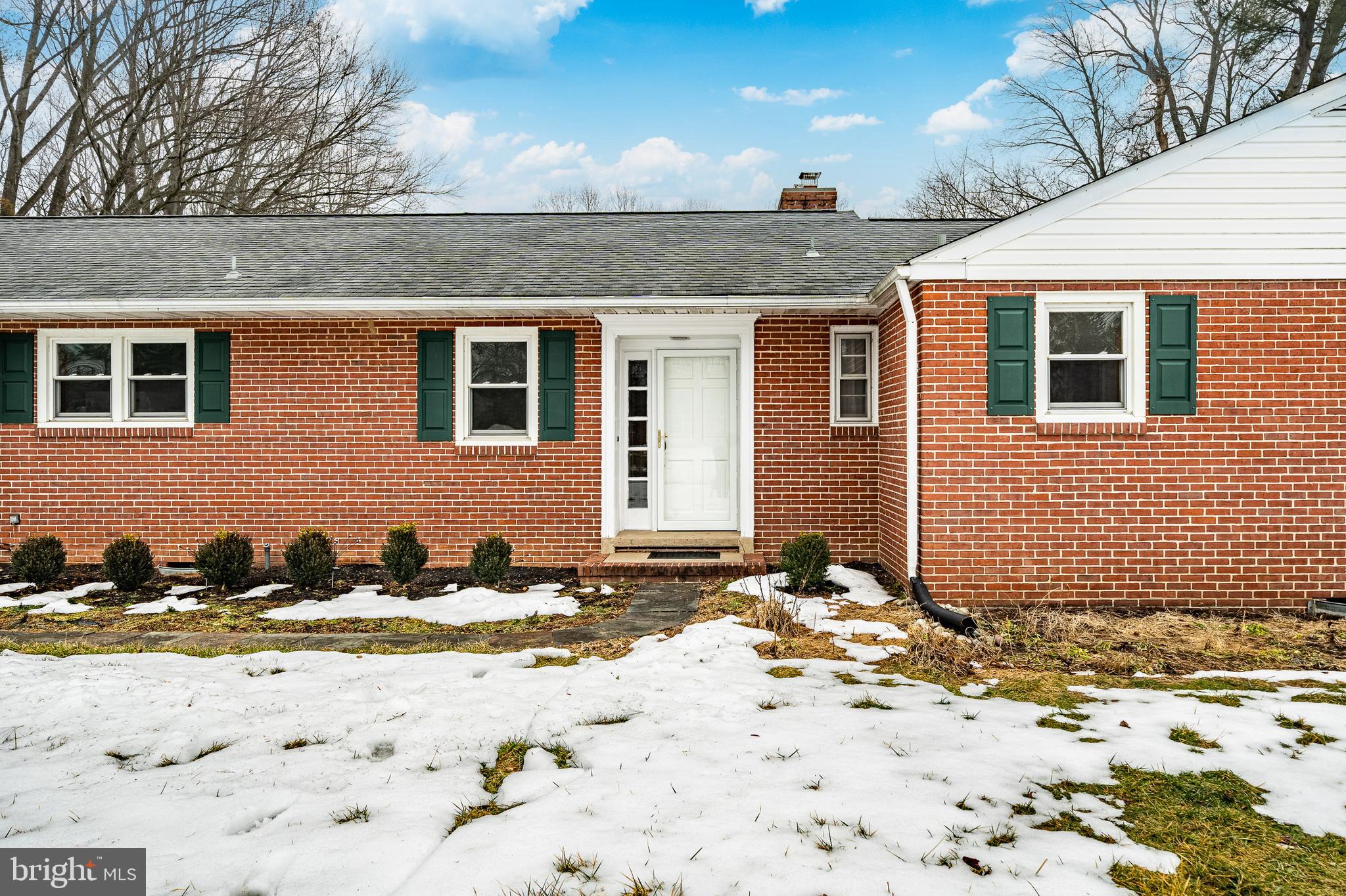 216 North Star Road Newark, DE 19711 - Photo 6 of 49 Front