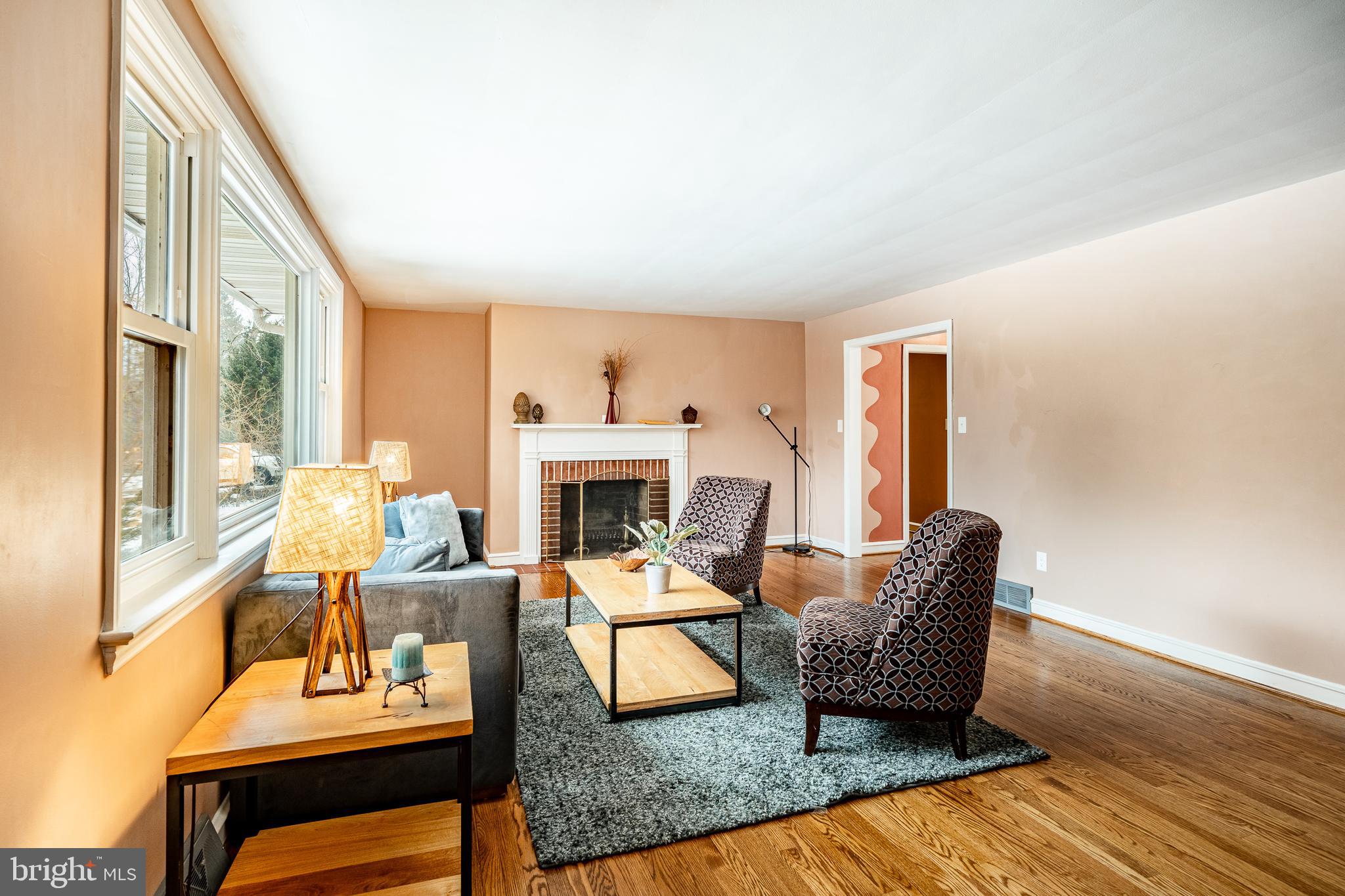 216 North Star Road Newark, DE 19711 - Photo 9 of 49 Living room
