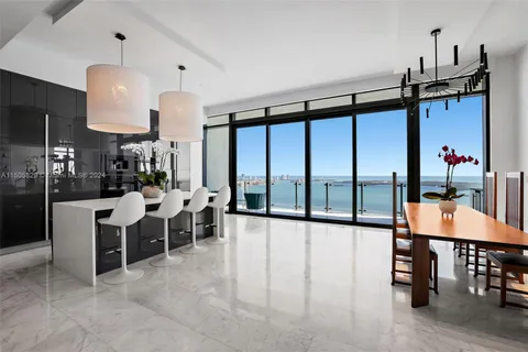 $4,950,000 | 1451 Brickell Avenue, LPH 4902, Miami, FL 33131