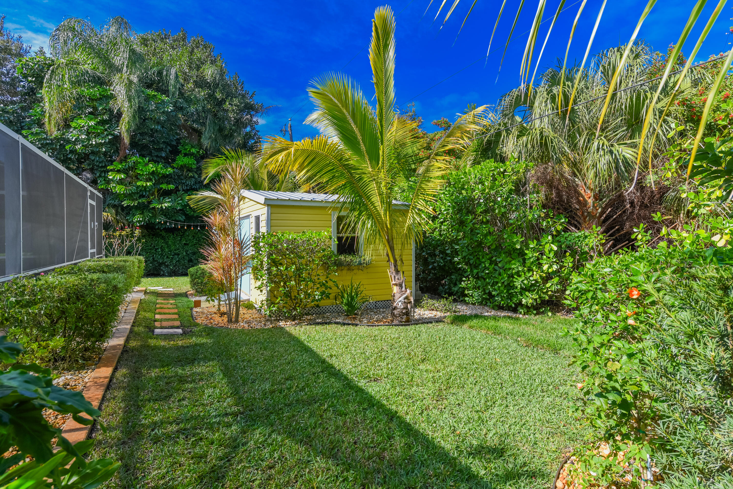 4891 Southeast Pompano Terrace Stuart, FL 34997 - Photo 20 of 57 More space to enjoy