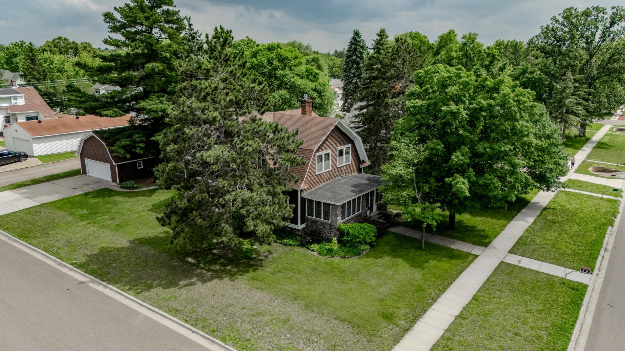401 3rd Street Southeast Little Falls, MN 56345 - Photo 3 of 46