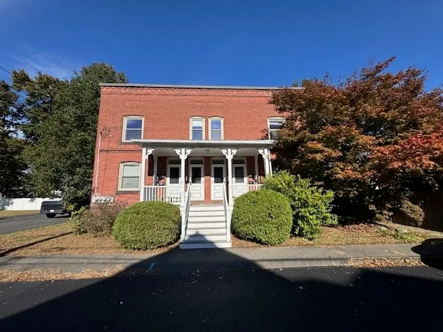 $1,800 | 3 Glenwood Avenue, Unit 3, Northampton, MA 01060