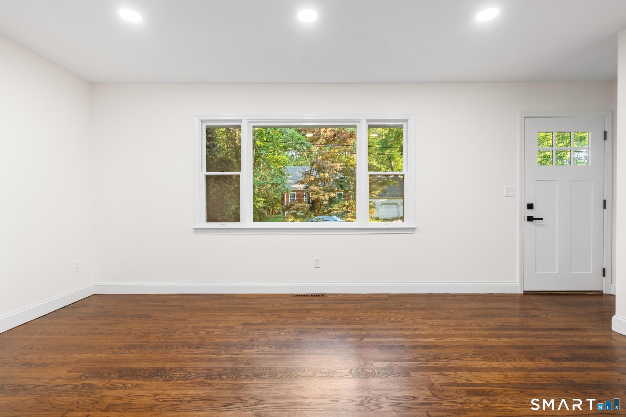 18 Happy Acres Road Clinton, CT 06413 - Photo 4 of 32