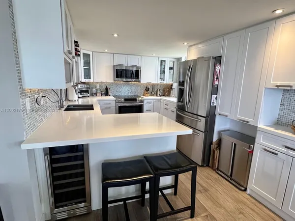 $12,500 | 1901 Brickell Avenue, Unit B1809, Miami, FL 33129