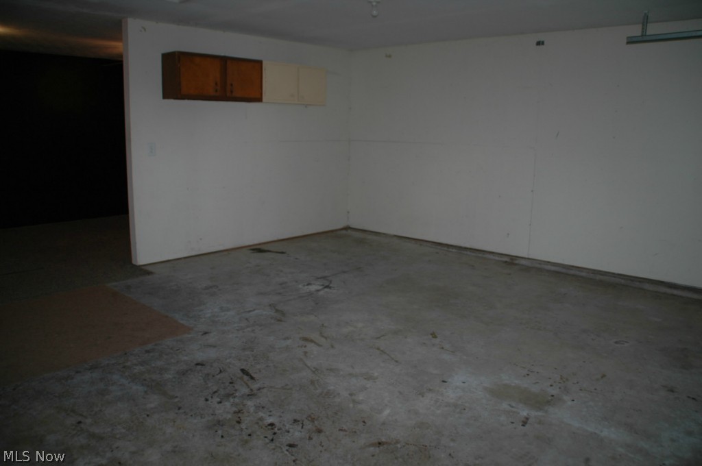 1552 Hubbard Road Madison, OH 44057 - Photo 13 of 14