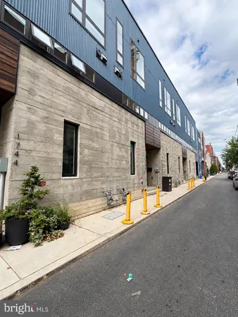 $4,300 | 1748 Hope Street, Philadelphia, PA 19122