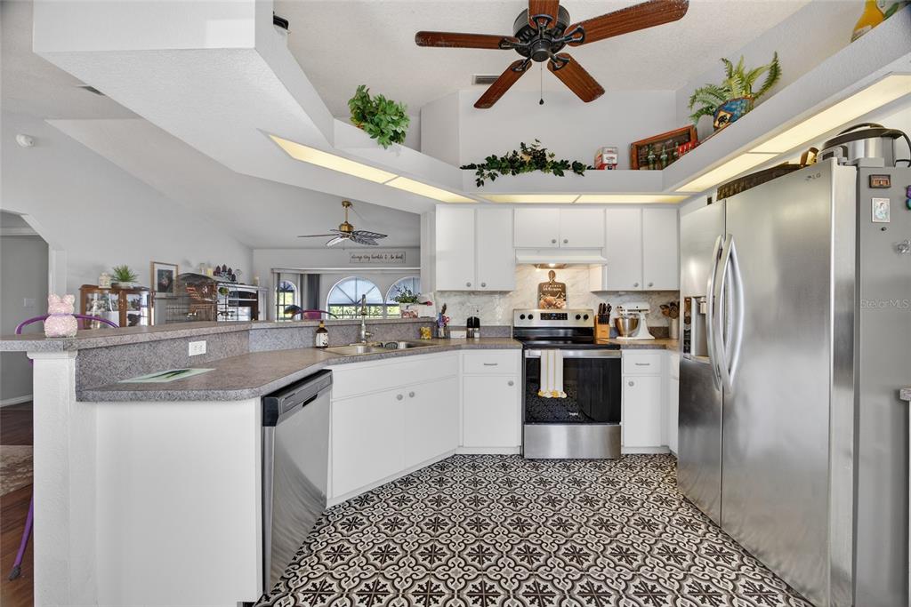 1372 Annette Street Port Charlotte, FL 33980 - Photo 11 of 33