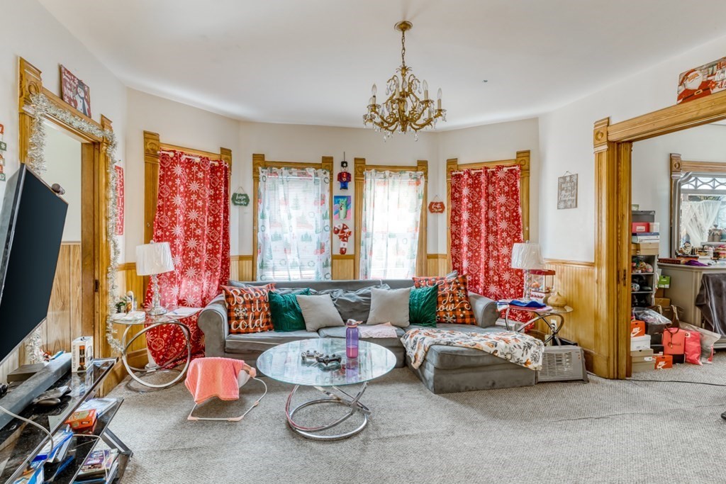 51 Vinton Street Springfield, MA 01104 - Photo 12 of 37 Gallery Image 12