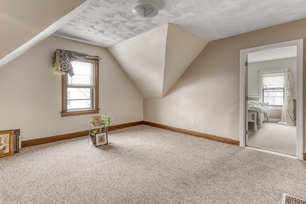 51 Vinton Street Springfield, MA 01104 - Photo 16 of 37 Gallery Image 16