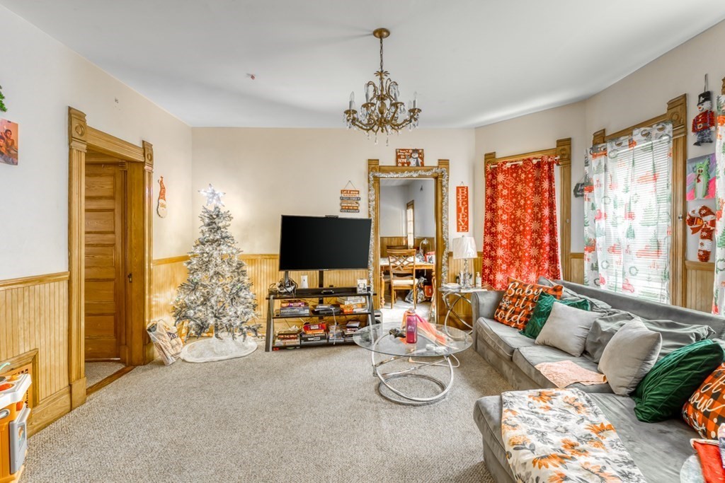 51 Vinton Street Springfield, MA 01104 - Photo 10 of 37 Gallery Image 10