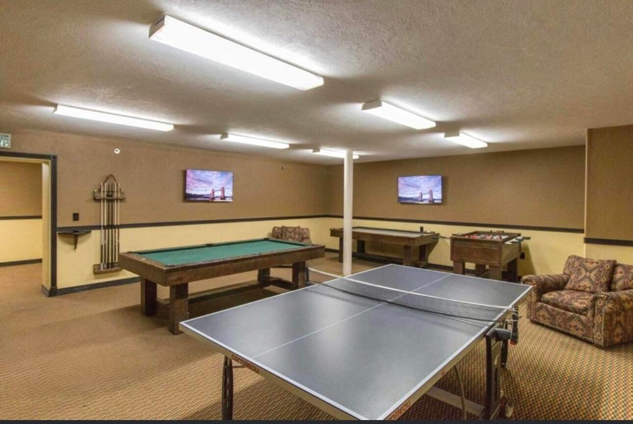 223 West Hunter Rdg Drive, Unit A213 Brian Head, UT 84719 - Photo 11 of 17 Game Room
