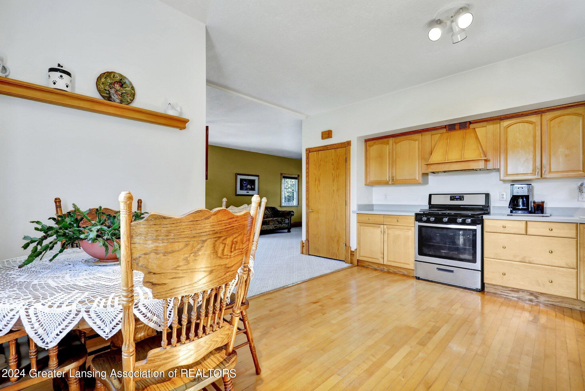 3131 West Price Road St. Johns, MI 48879 - Photo 10 of 51 23-web-or-mls-Open Ended Media-22