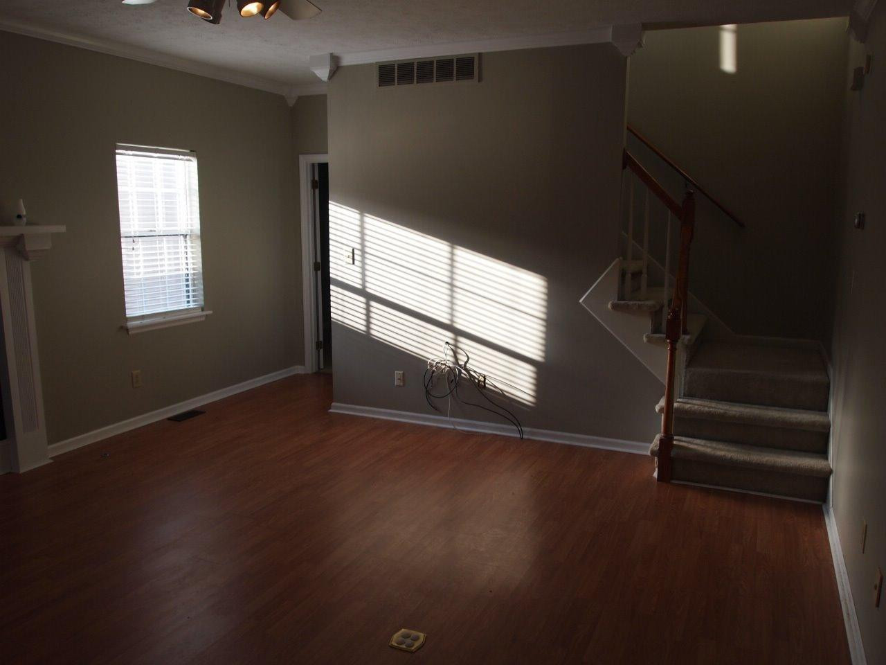 3549 Boston Road Lexington, KY 40503 - Photo 3 of 21 Living room