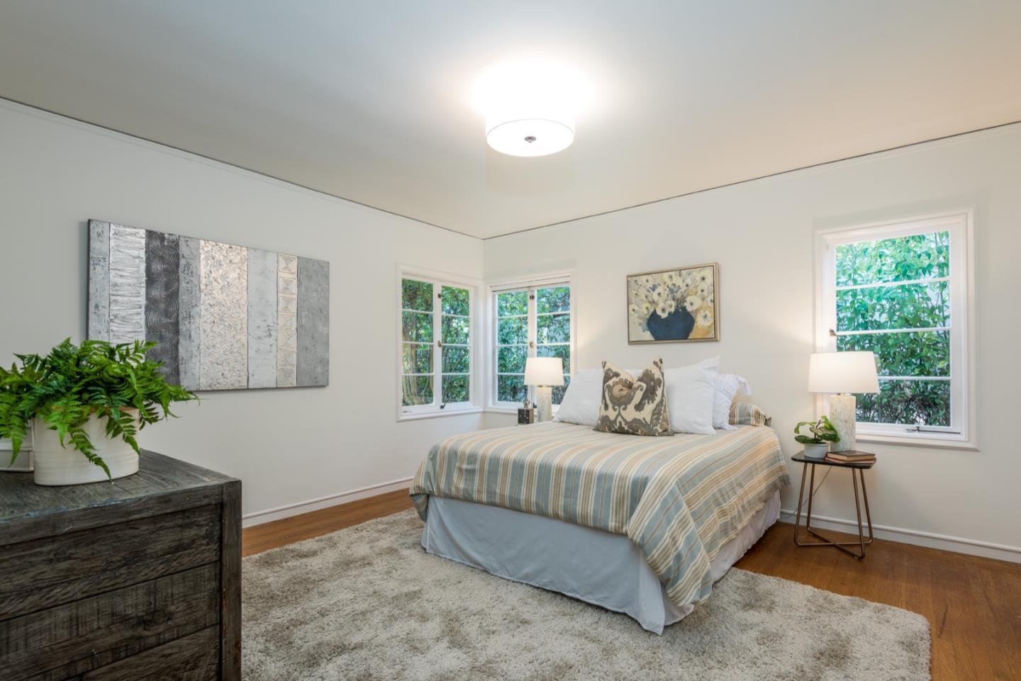 550 Avila Road San Mateo, CA 94402 - Photo 12 of 17 Gallery Image 12