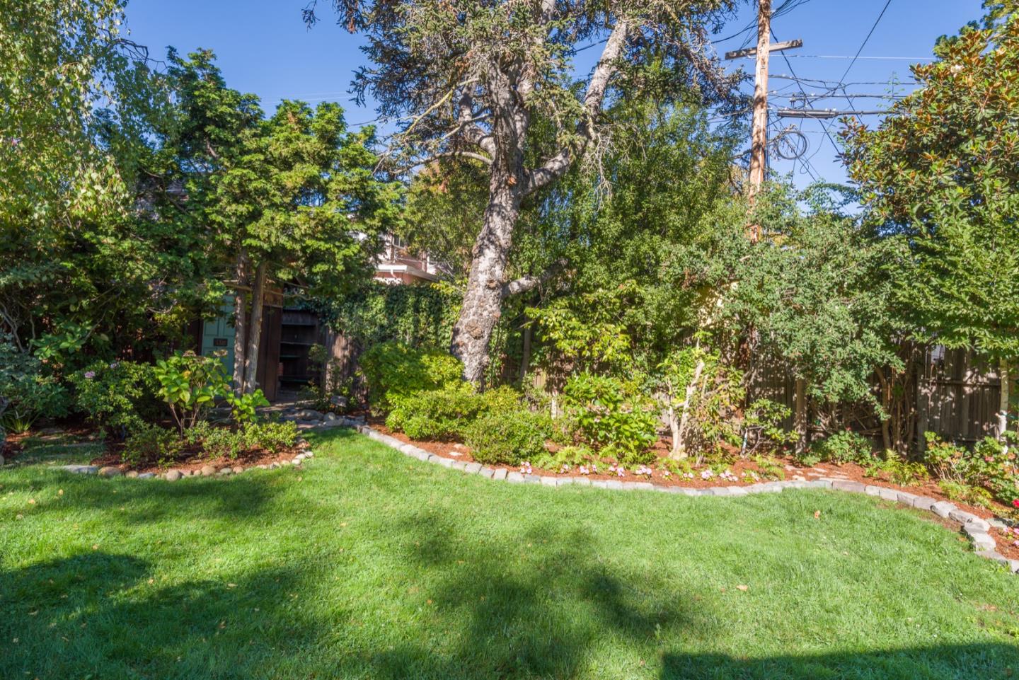 550 Avila Road San Mateo, CA 94402 - Photo 14 of 17 Gallery Image 14