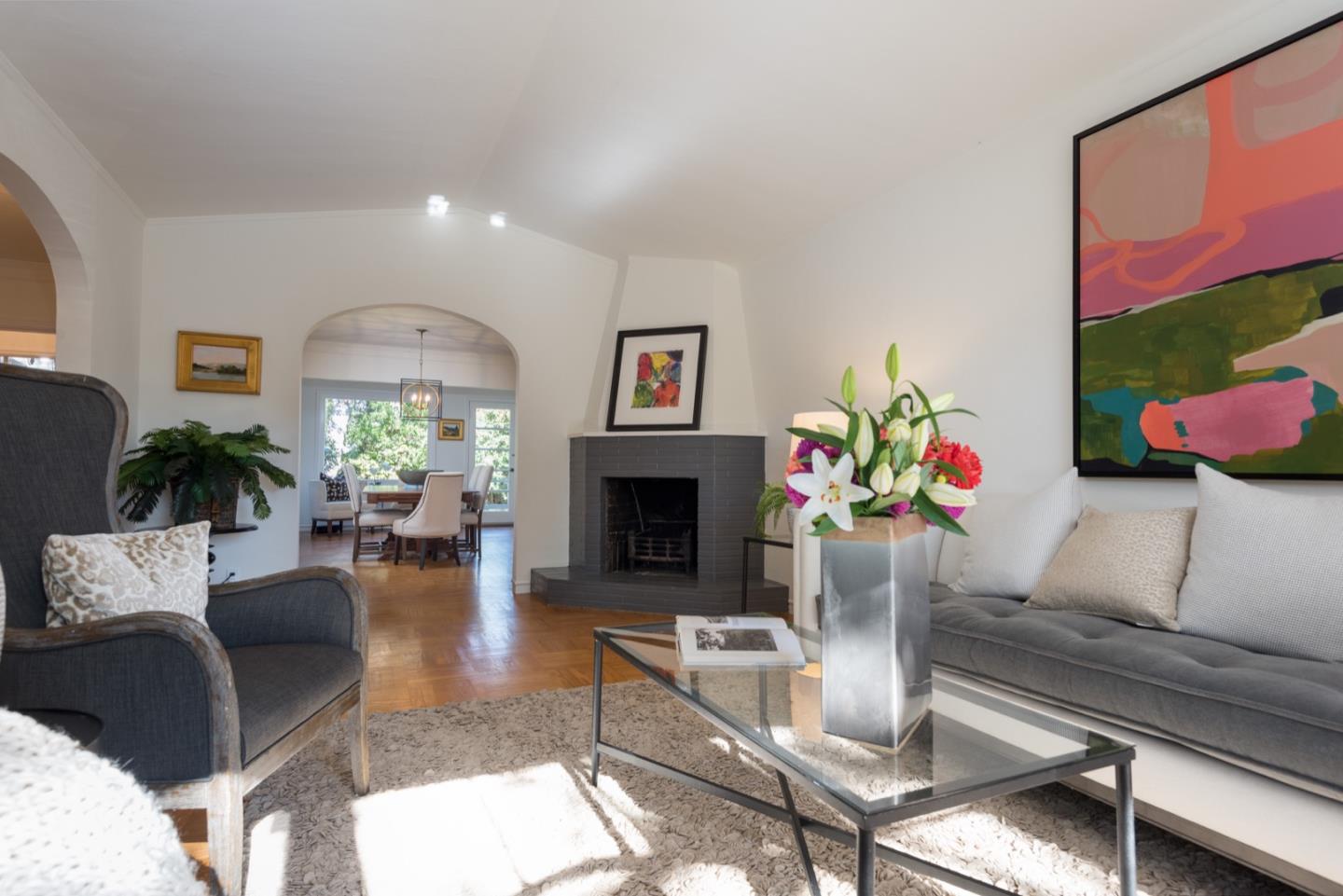 550 Avila Road San Mateo, CA 94402 - Photo 5 of 17 Gallery Image 5