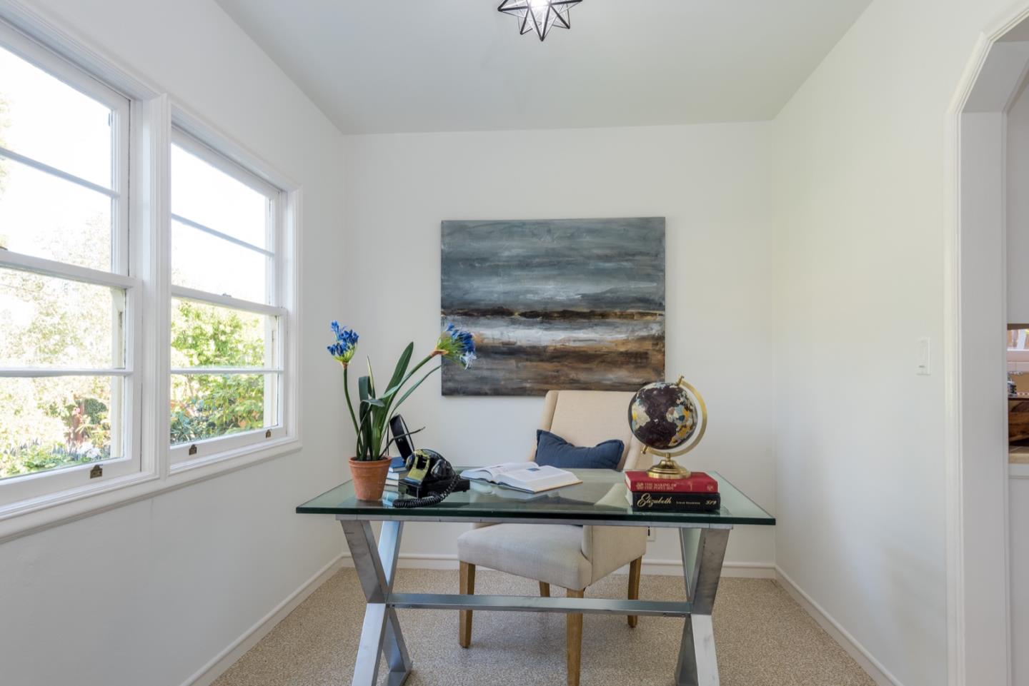 550 Avila Road San Mateo, CA 94402 - Photo 9 of 17 Gallery Image 9