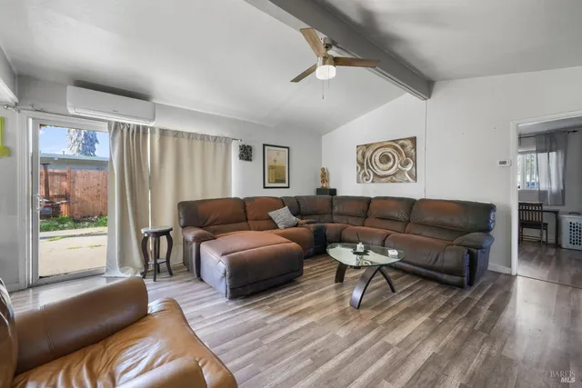 $449,000 | 219 Wisconsin Street, Fairfield, CA 94533