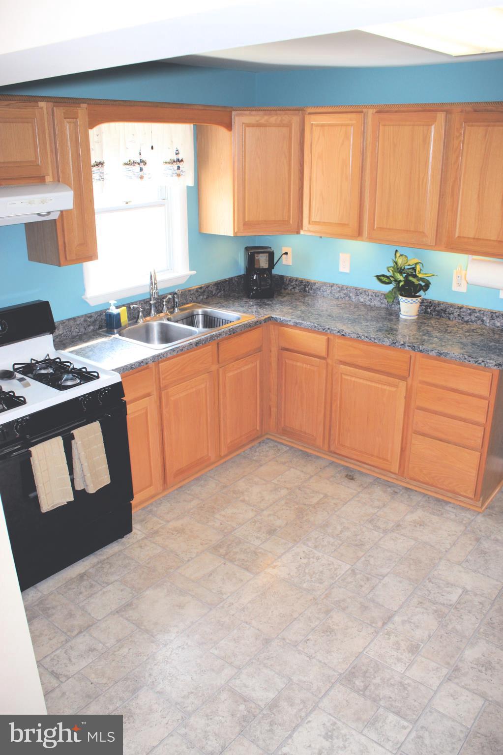 1728 Langley Road Baltimore, MD 21221 - Photo 8 of 19 Gallery Image 8