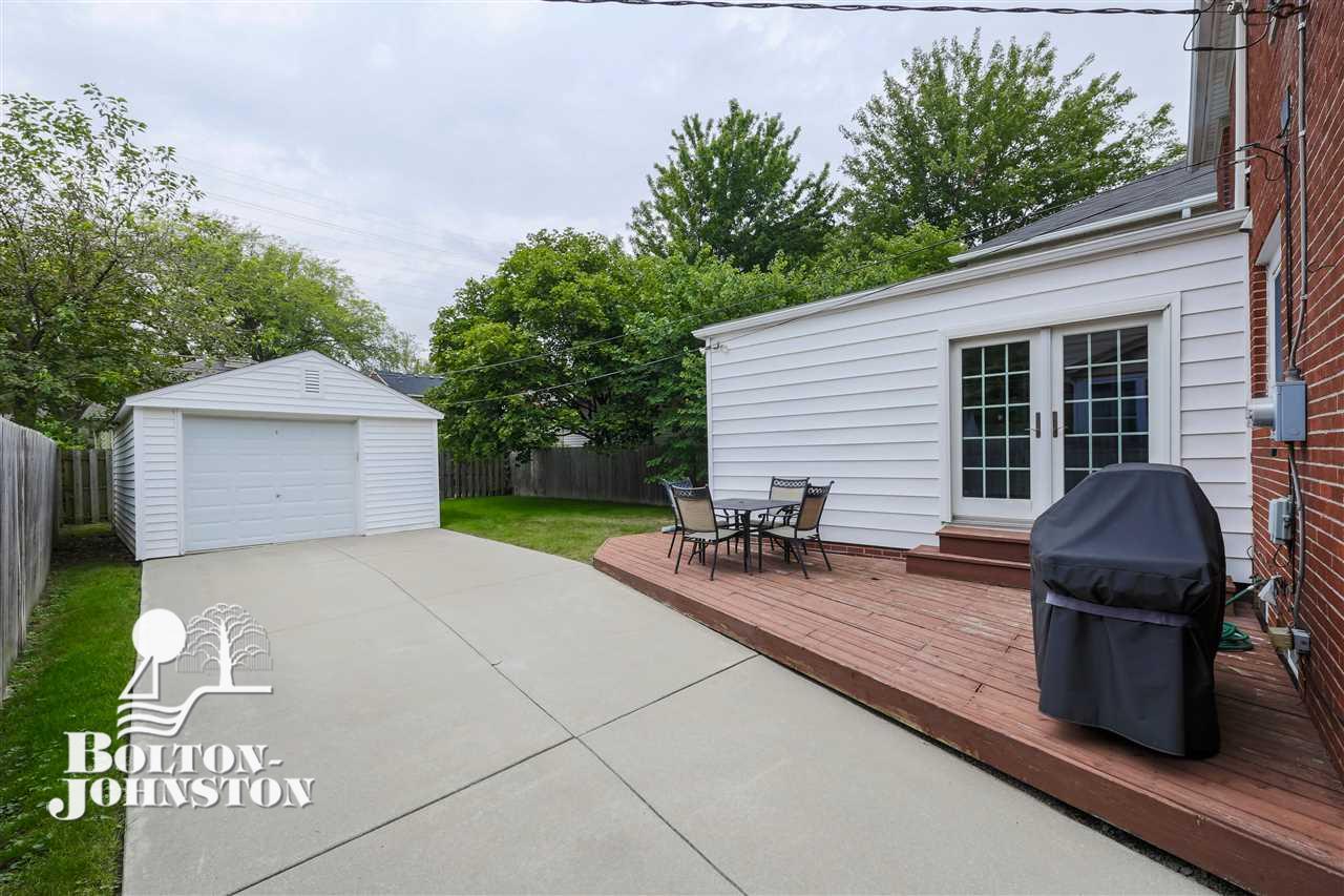 447 Moran Road Grosse Pointe Farms, MI 48236 - Photo 25 of 27