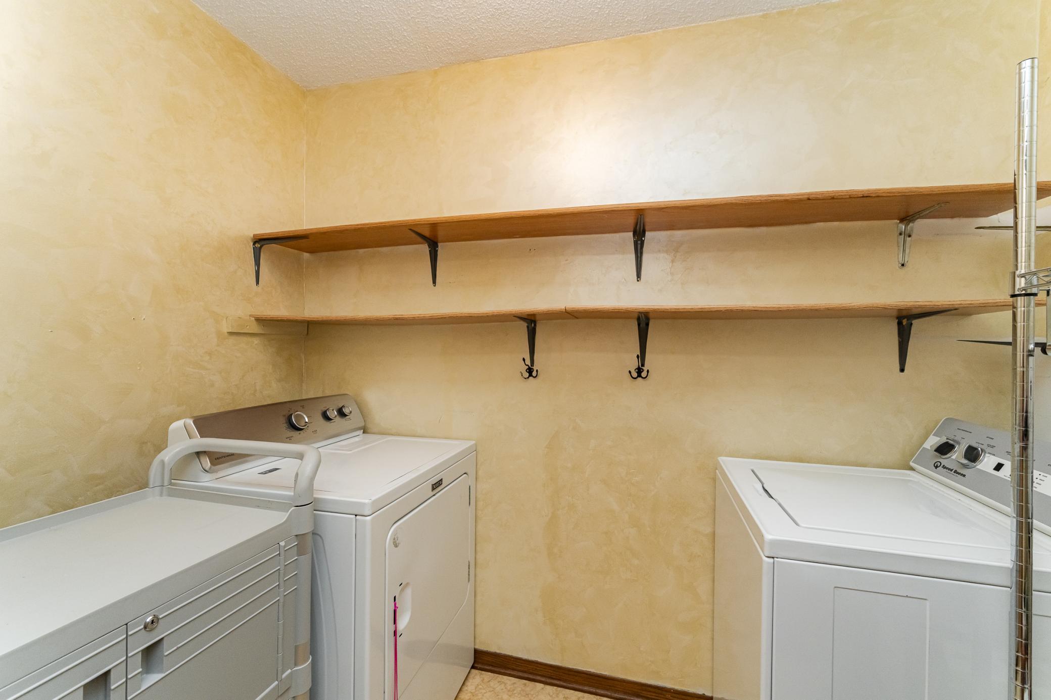 520 State Street West Concord, MN 55985 - Photo 16 of 29