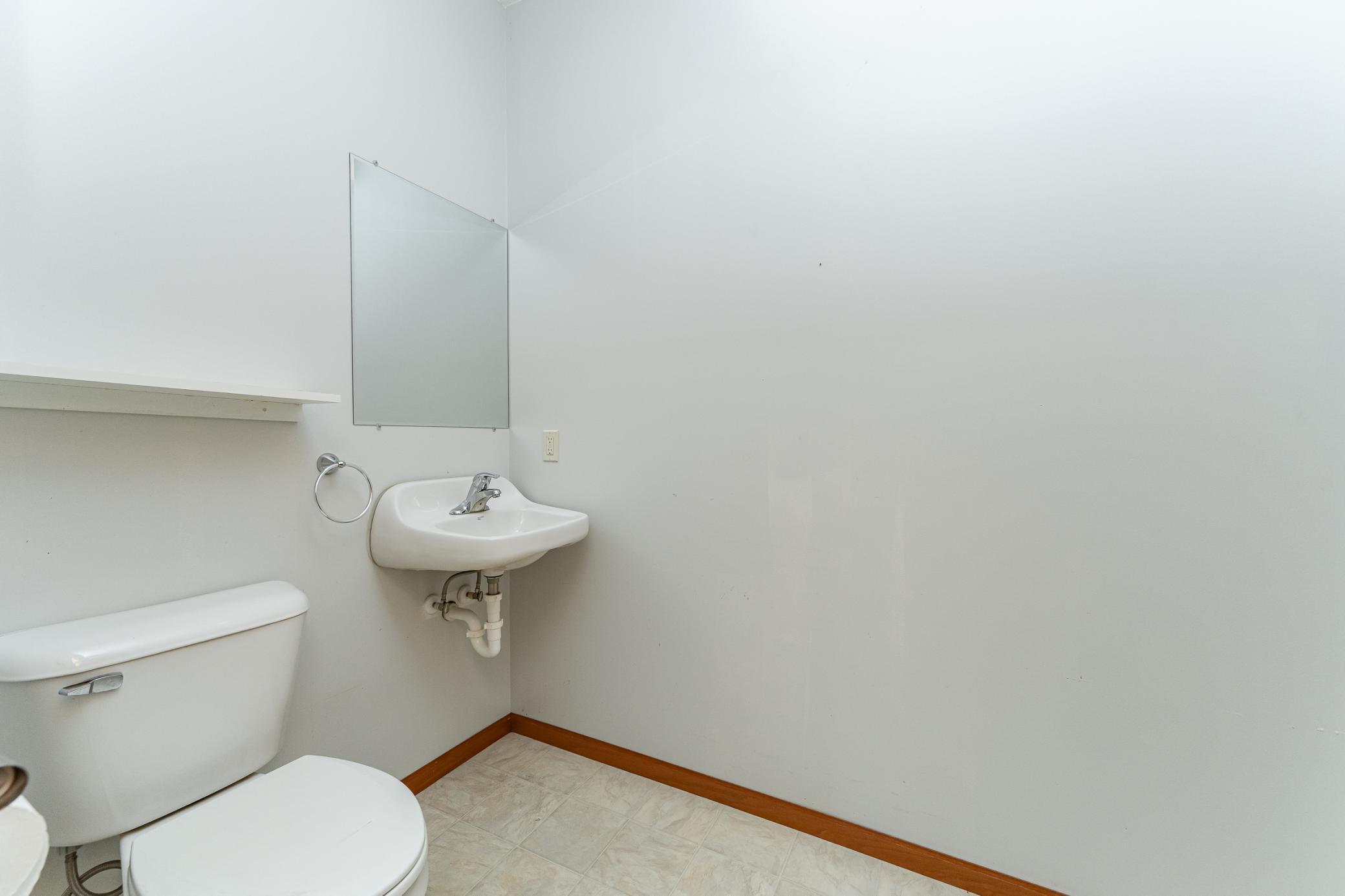 520 State Street West Concord, MN 55985 - Photo 18 of 29