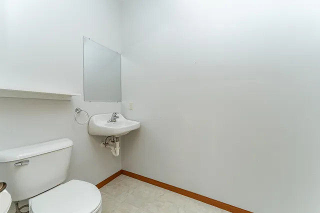 $350,000 | 520 State Street, West Concord, MN 55985