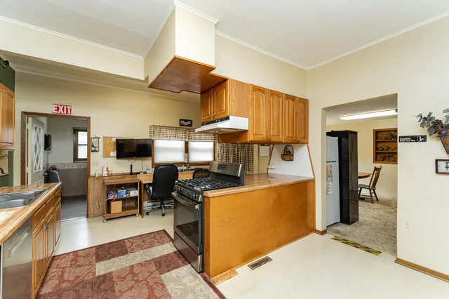 $350,000 | 520 State Street, West Concord, MN 55985