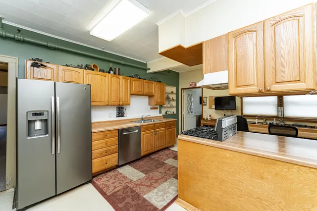 $350,000 | 520 State Street, West Concord, MN 55985