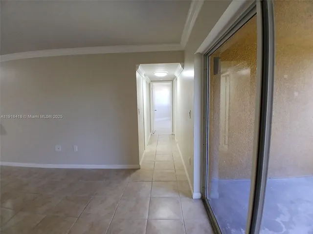$2,475 | 9731 Fontainebleau Boulevard, Unit F209, Miami, FL 33172
