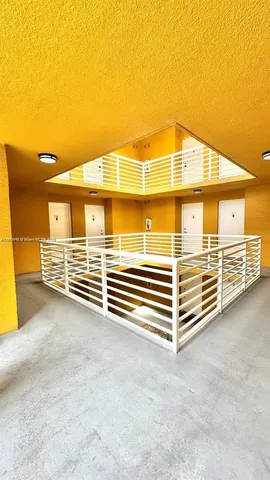 $2,475 | 9731 Fontainebleau Boulevard, Unit F209, Miami, FL 33172