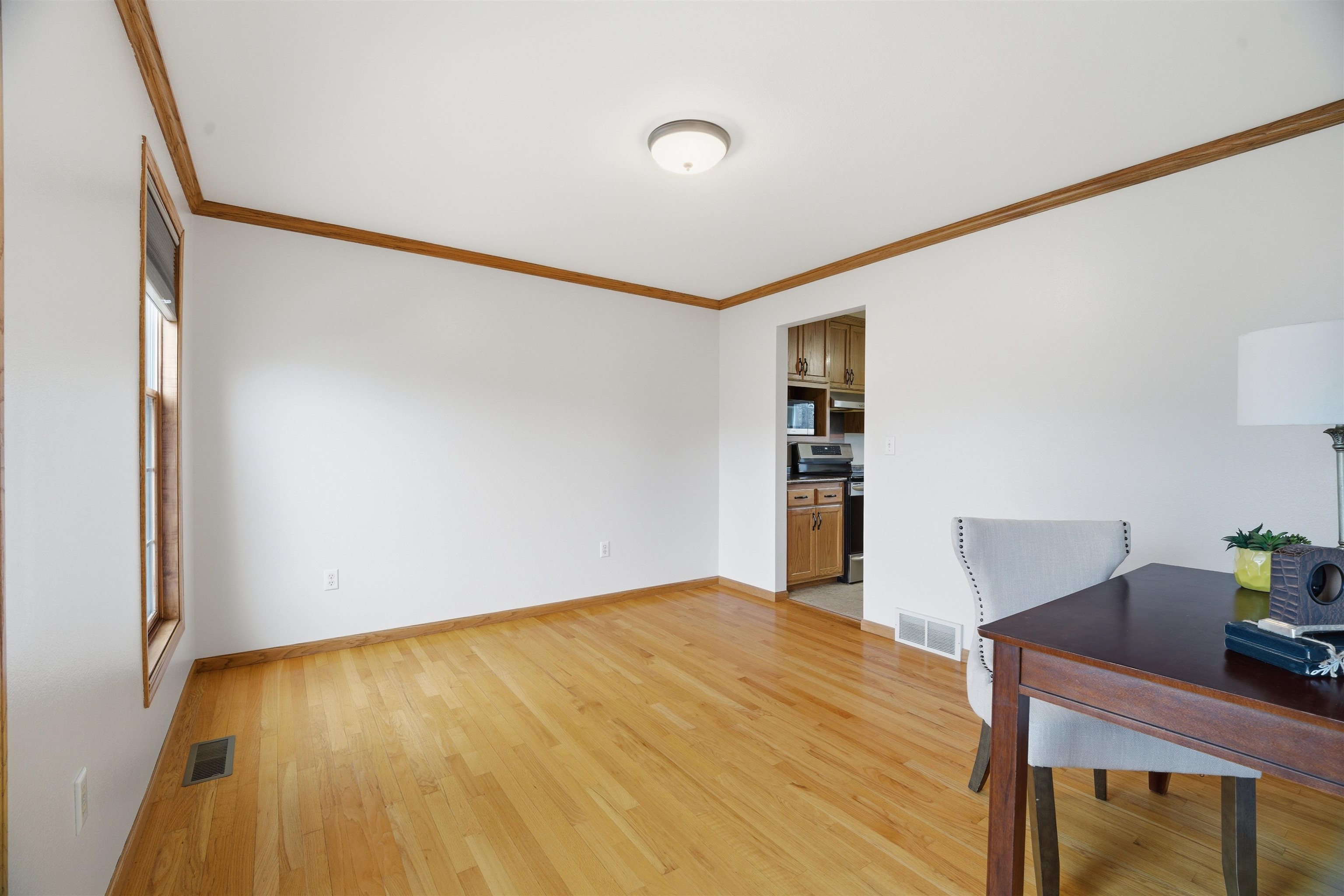 N9419 Rosebud Lane Appleton, WI 54915 - Photo 4 of 34