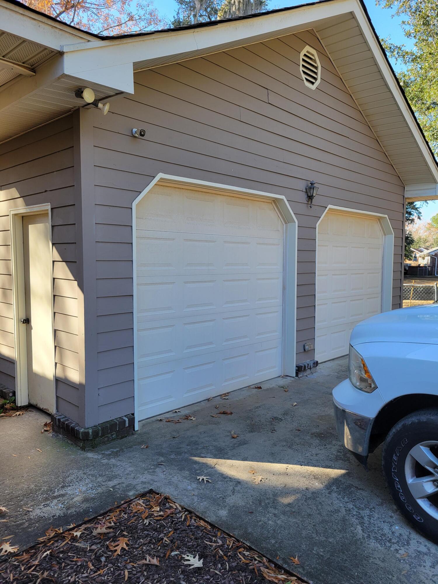 1310 Edward Drive Moncks Corner, SC 29461 - Photo 4 of 12 04_beyc6a036fa0ea790