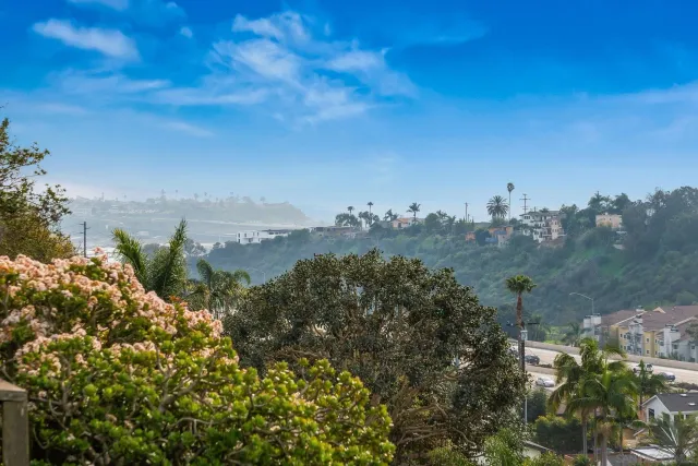 $1,499,000 | 1849 Playa Riviera Drive, Cardiff, CA 92007