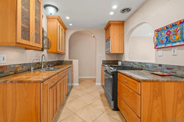 $1,499,000 | 1849 Playa Riviera Drive, Cardiff, CA 92007