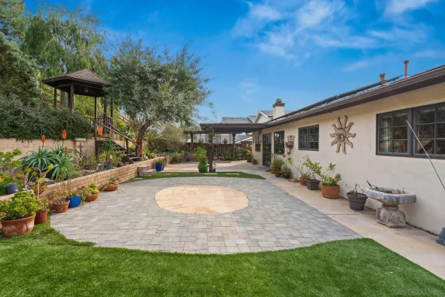 $1,499,000 | 1849 Playa Riviera Drive, Cardiff, CA 92007