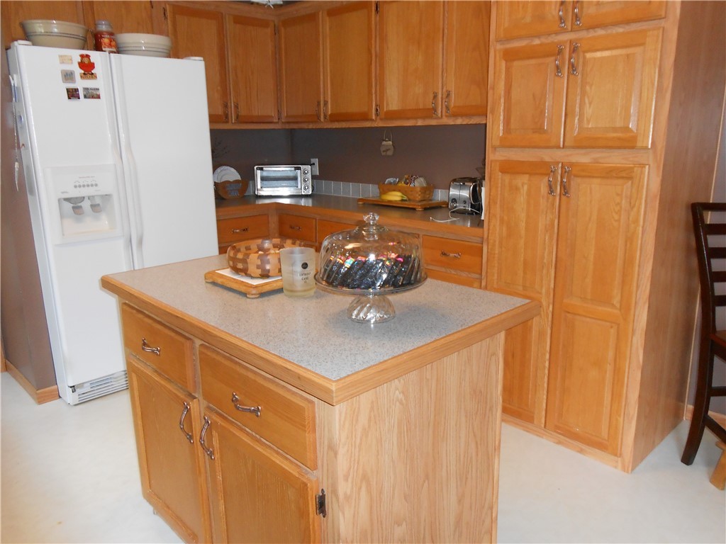 6390 Snake Trail Road Charleston, IL 61920 - Photo 11 of 23