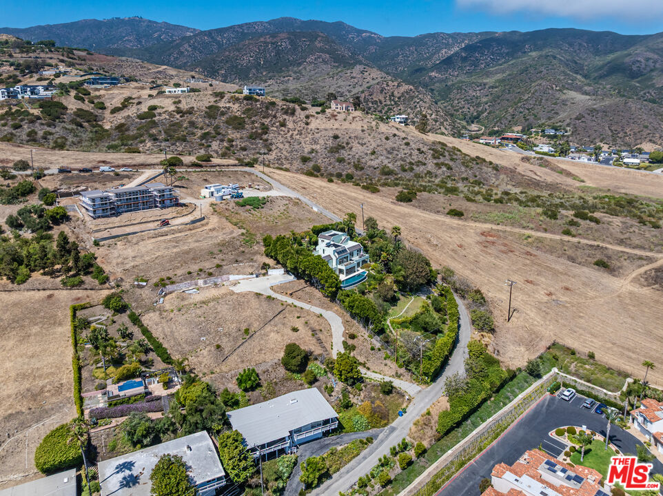 31113 Bailard Road, Unit A Malibu, CA 90265 - Photo 12 of 29