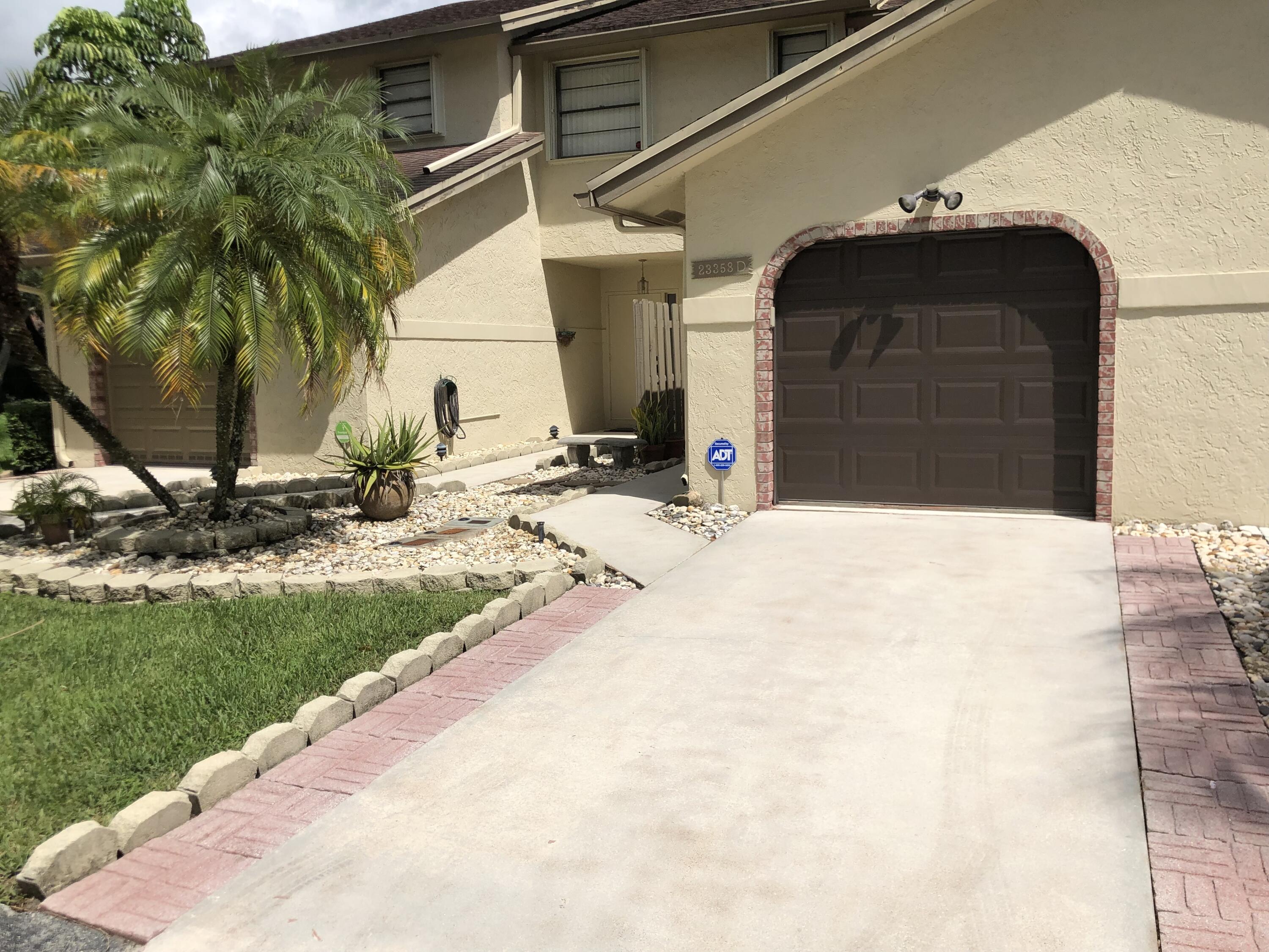23358 Southwest 55th Avenue, Unit D Boca Raton, FL 33433 - Photo 19 of 19 Driveway