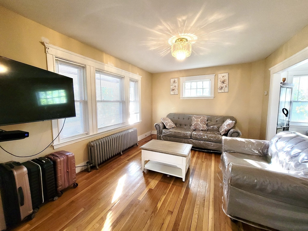 8 Bexley Road Boston, MA 02131 - Photo 3 of 25 Gallery Image 3