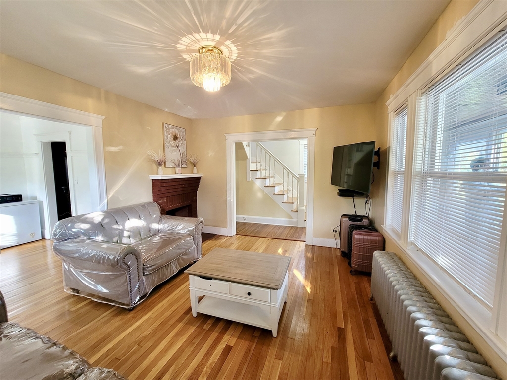 8 Bexley Road Boston, MA 02131 - Photo 6 of 25 Gallery Image 6