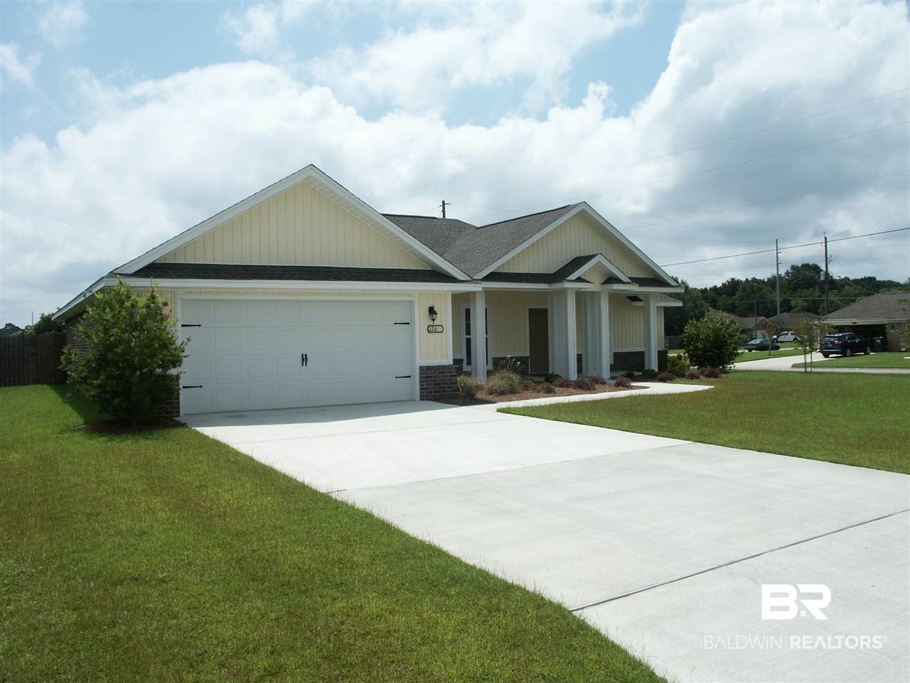 12610 Westfield Loop Lillian, AL 36549 - Photo 20 of 24 Double Garage