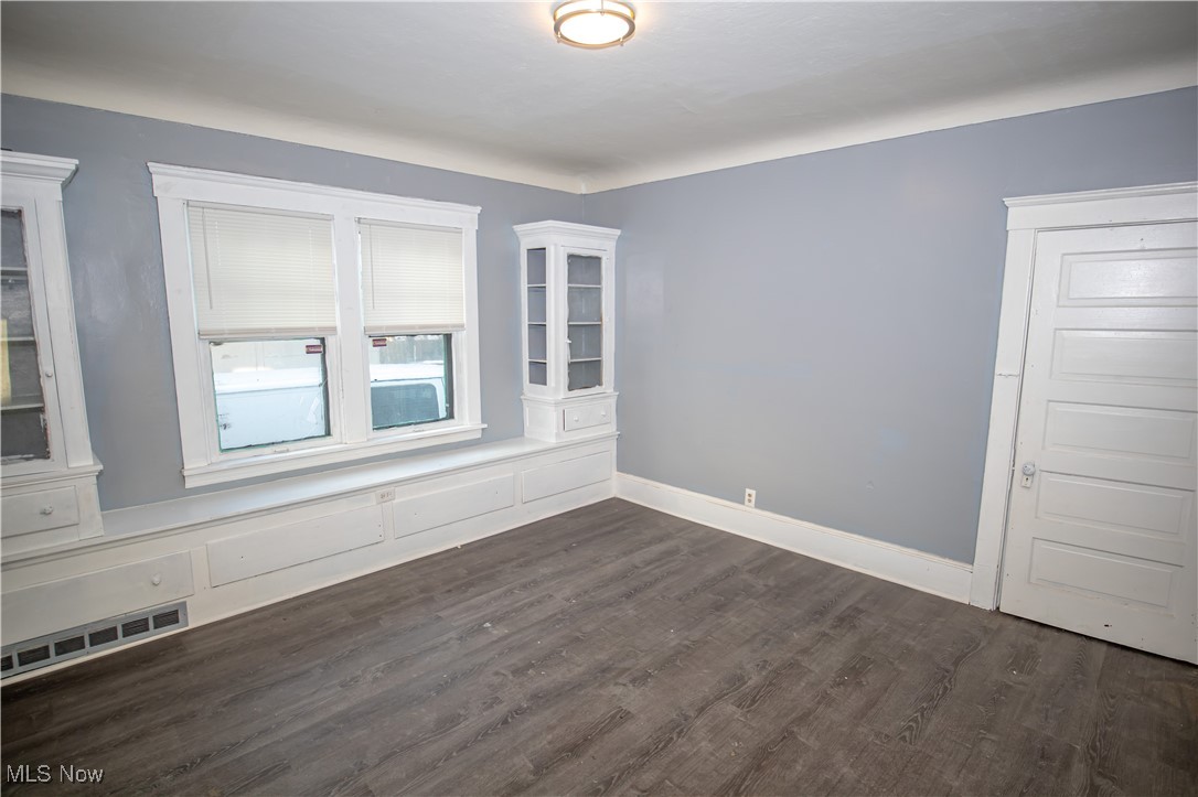 9523 Aetna Road Cleveland, OH 44105 - Photo 11 of 28 Gallery Image 11