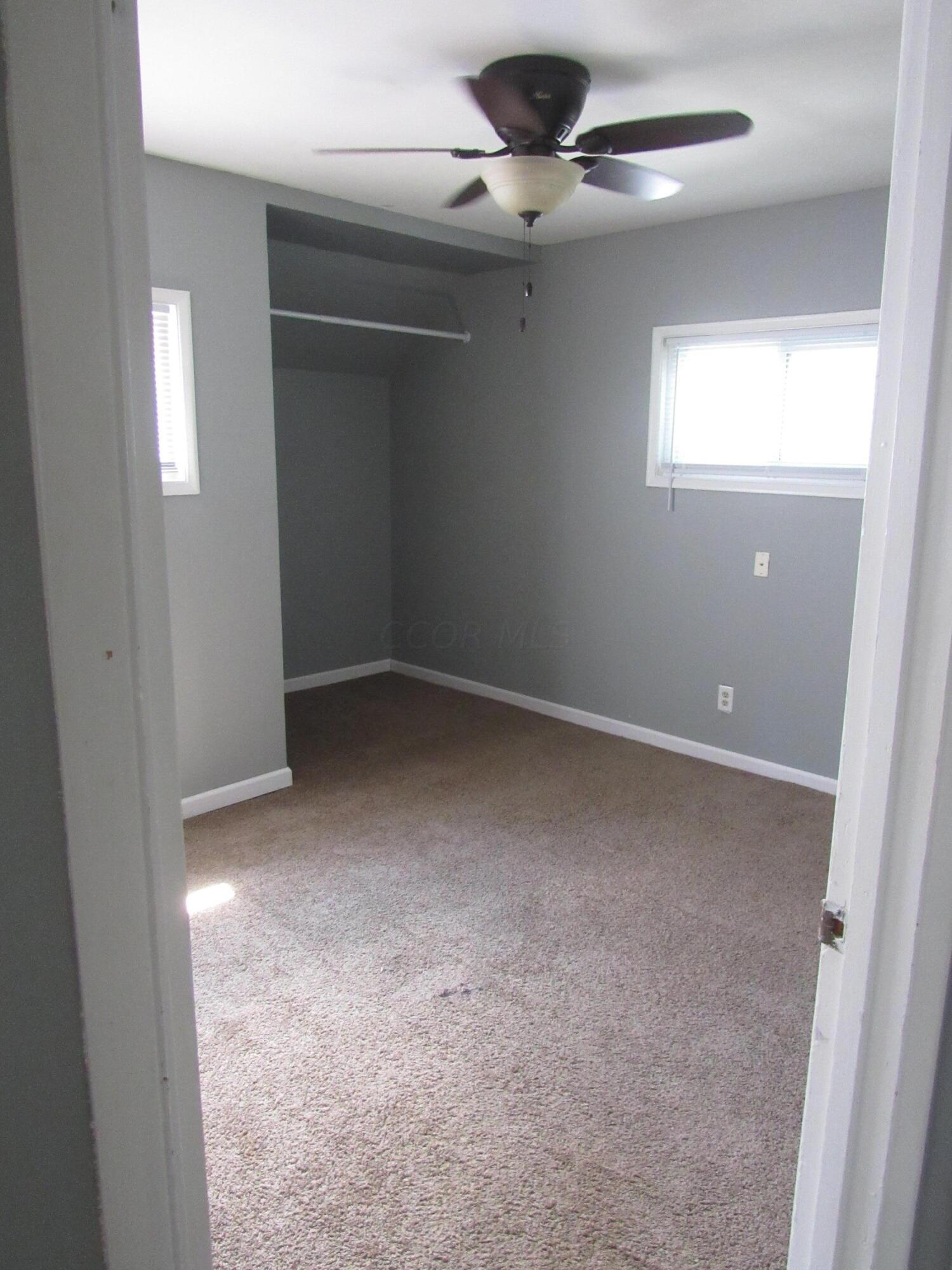 4091 Rickenbacker Avenue Columbus, OH 43213 - Photo 7 of 13 IMG_1066