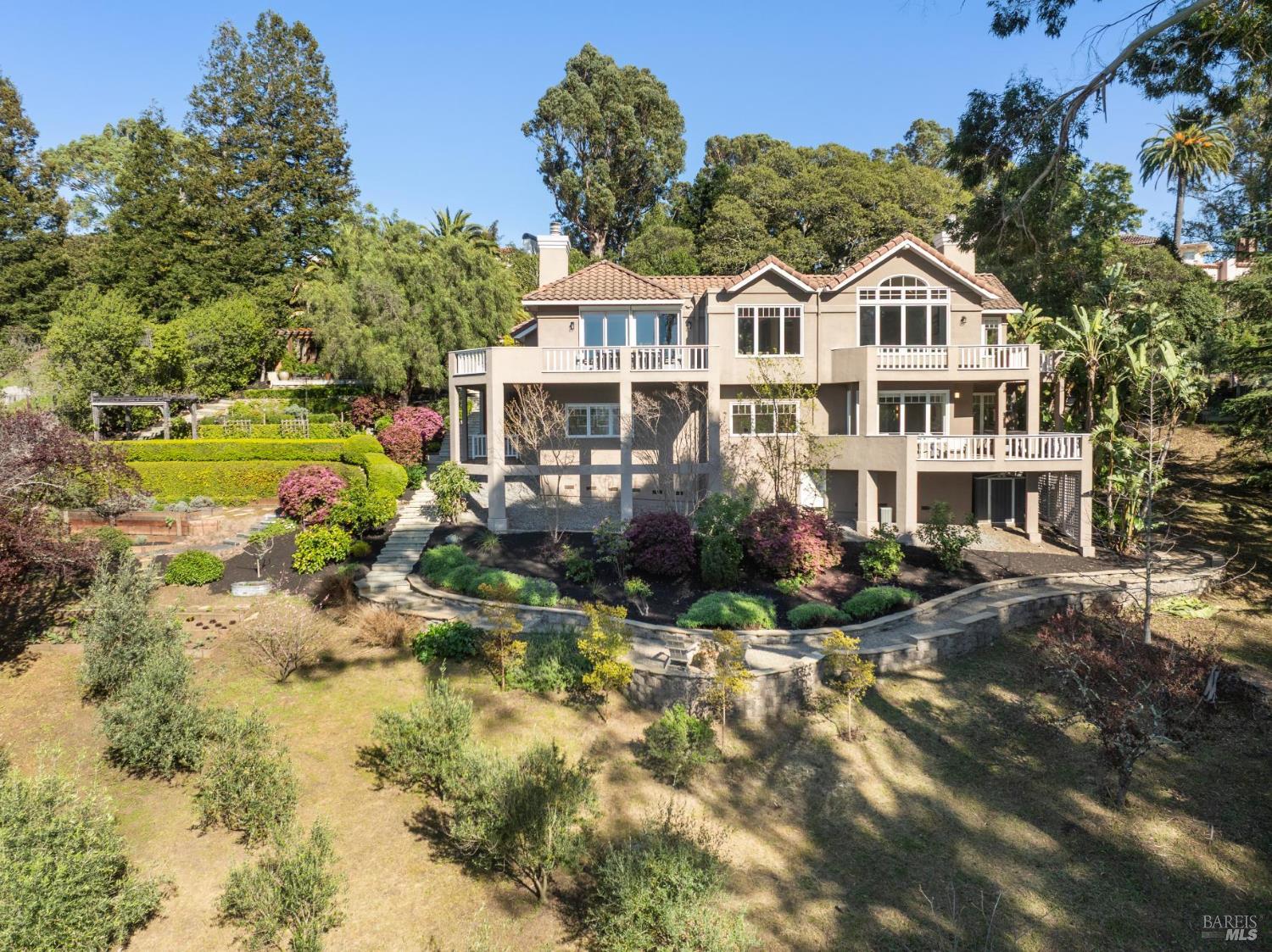 99 Deer Park Avenue San Rafael, CA 94901 - Photo 13 of 80