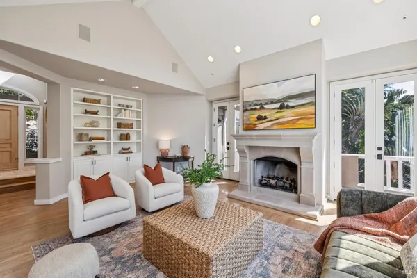 $3,250,000 | 99 Deer Park Avenue, San Rafael, CA 94901
