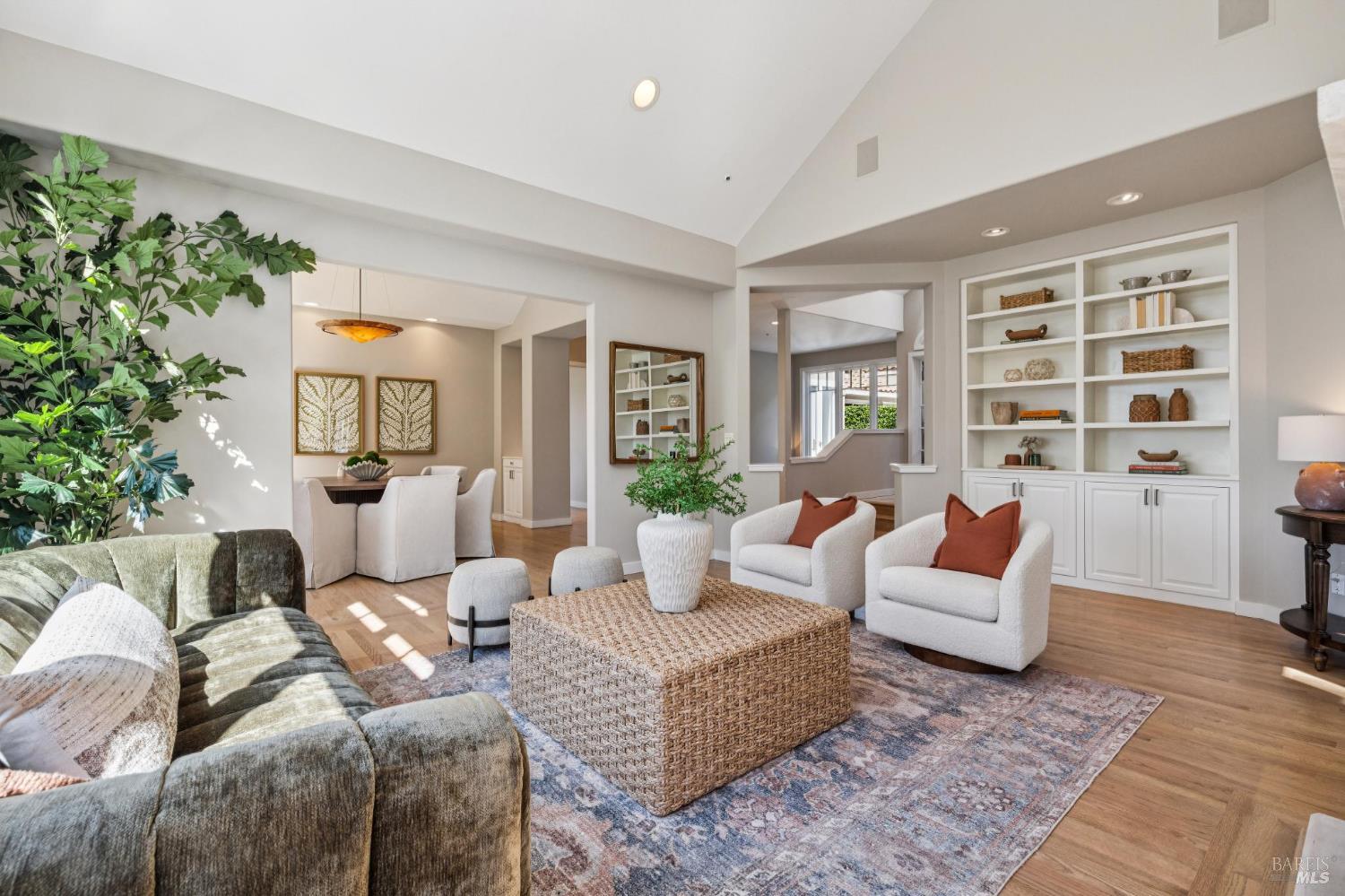 99 Deer Park Avenue San Rafael, CA 94901 - Photo 21 of 80